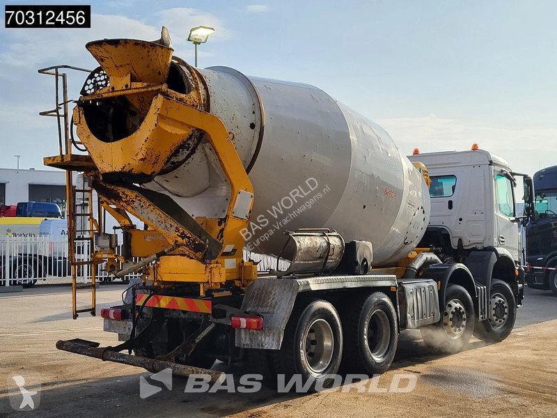 Betonárske zariadenie Mercedes 3240 8X4 9m3...