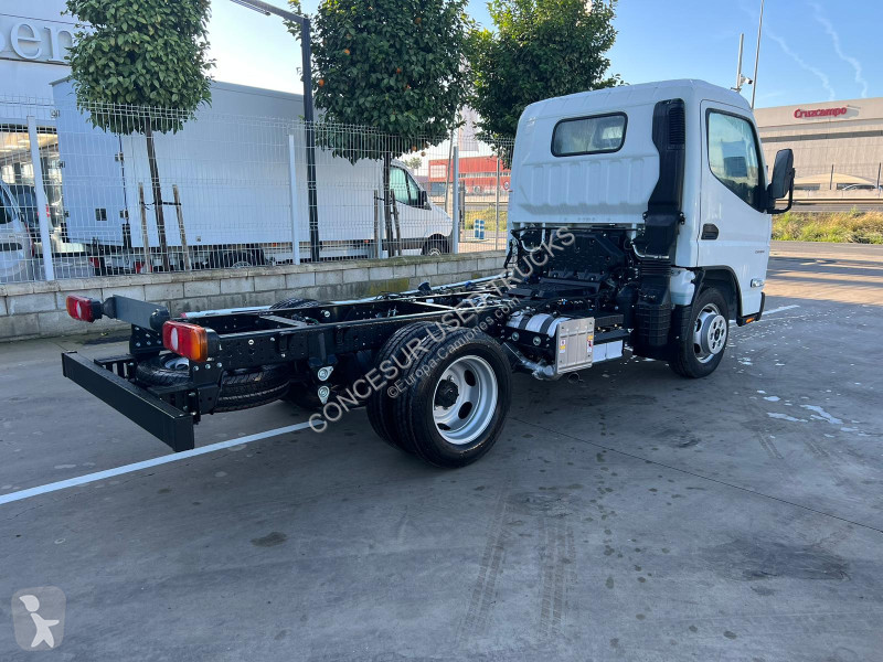 شاحنة Mitsubishi Fuso  3S13