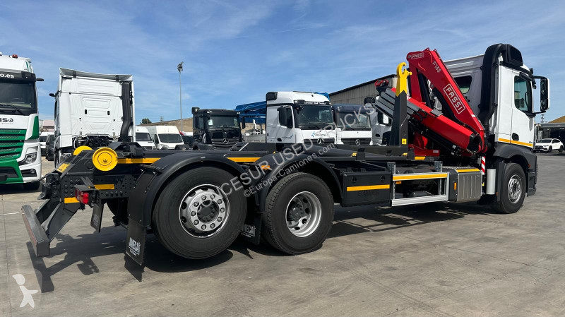 شاحنة Mercedes  2643 LS 6X2 + GANCHO JIMECA +...