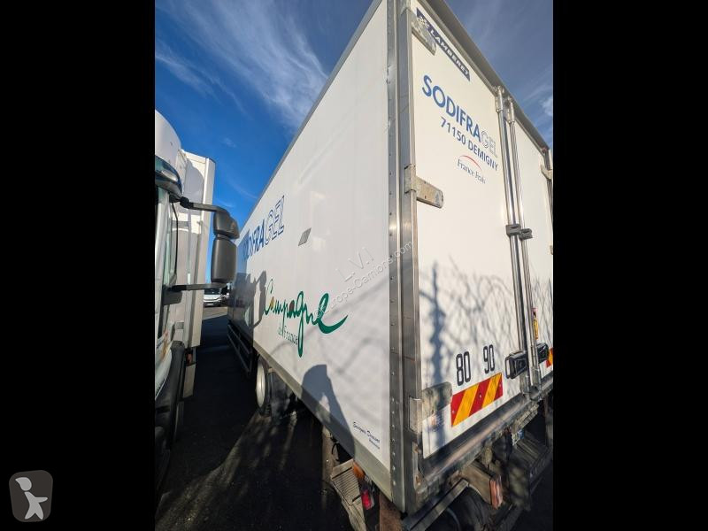 شاحنة Renault 220 DXI Frigo 4x2