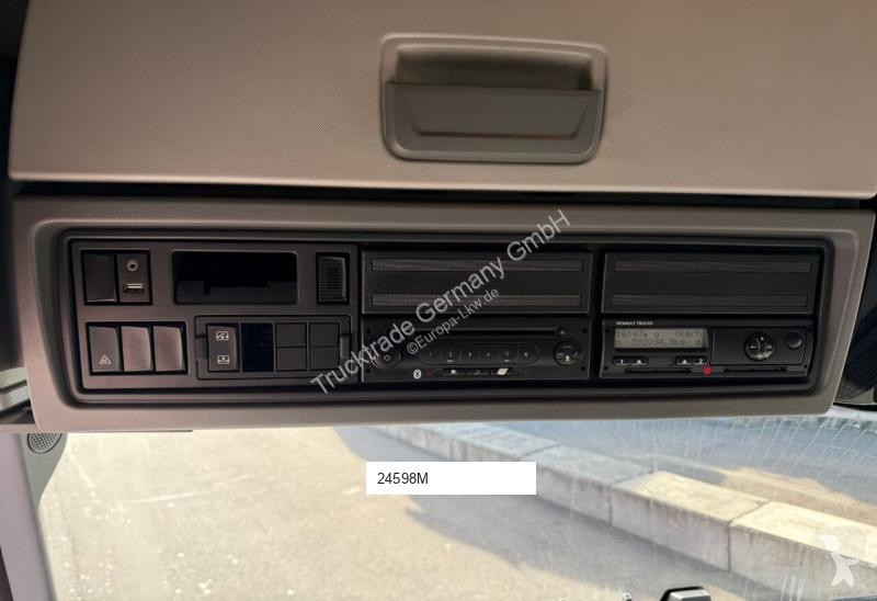 شاحنة Renault 586 T 460