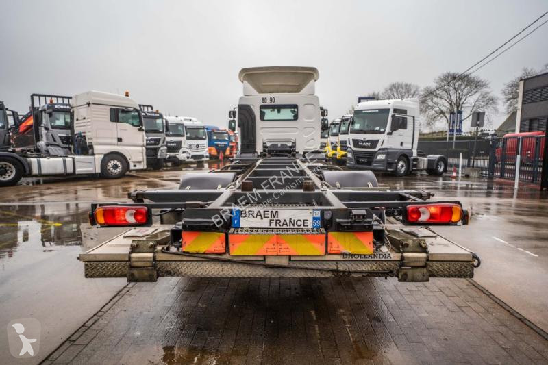 شاحنة Renault  D19 WIDE 320 DXI + DHOLLANDIA 2T.