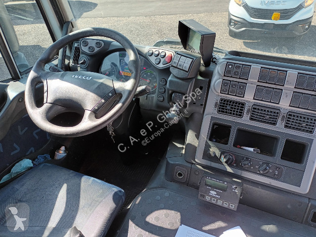 Camion Iveco Stralis AT190S33/P