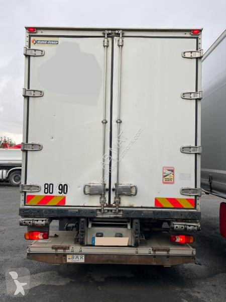 شاحنة Renault 270 DXI