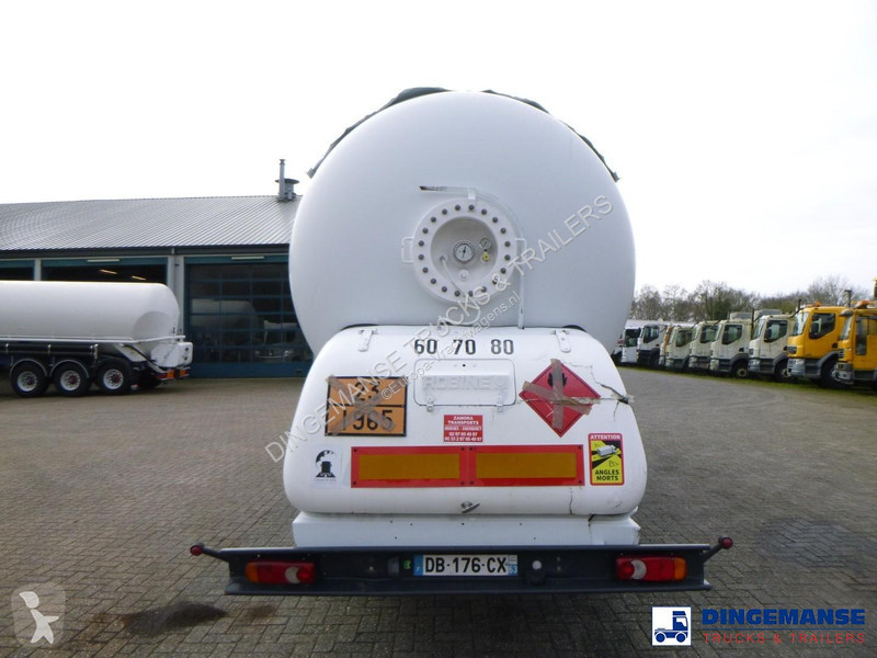 شاحنة Renault 270 dci 4x2 gas tank 18.6 m3