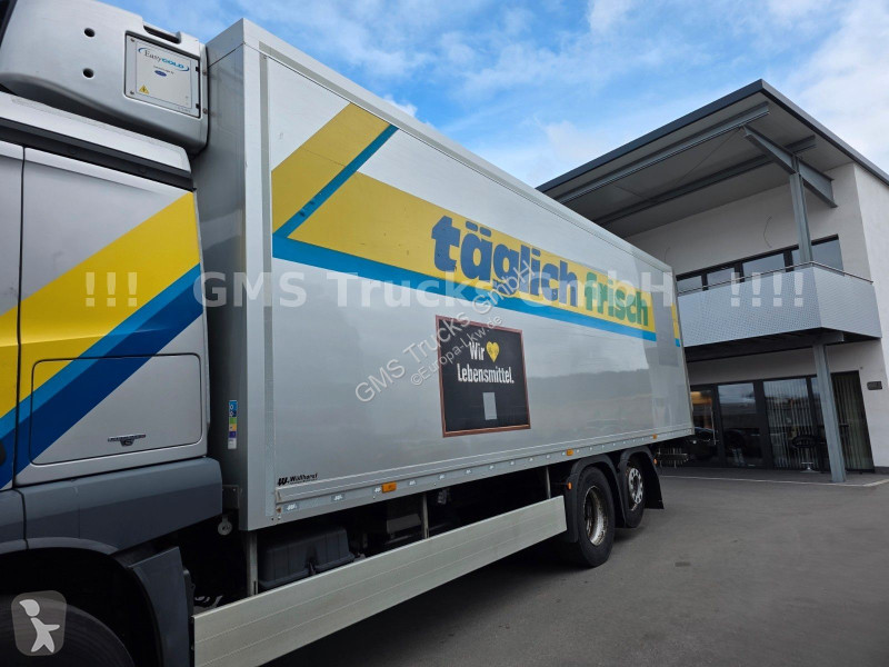 شاحنة Mercedes 2546 / 6X2 /Carrier FRIGO...