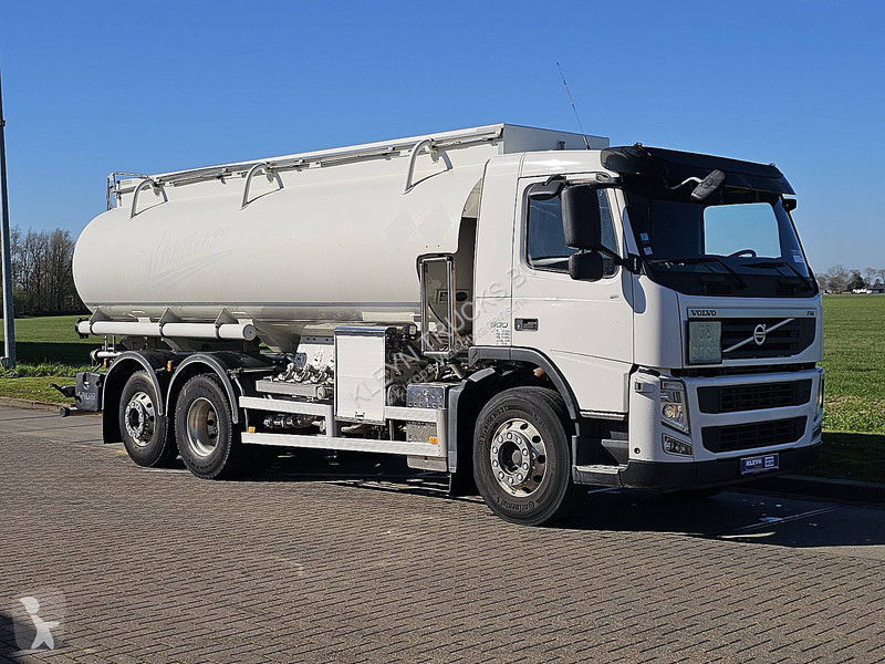 شاحنة Volvo 13500 19.000L