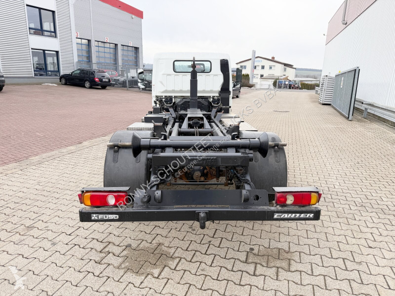 شاحنة Mitsubishi Canter Fuso 7C18 4x2 Canter...