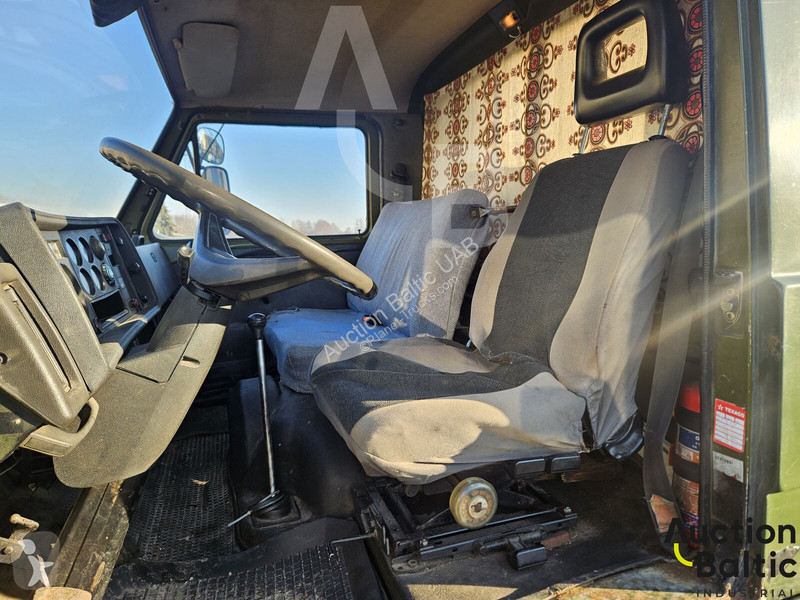 Kamión Volkswagen VW-MAN 8.136