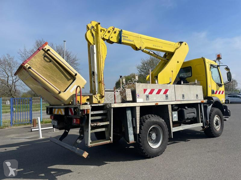 شاحنة Renault  MIDLUM 220.14