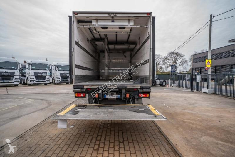 شاحنة Renault MIDLUM (16t) DXI+CARRIER...