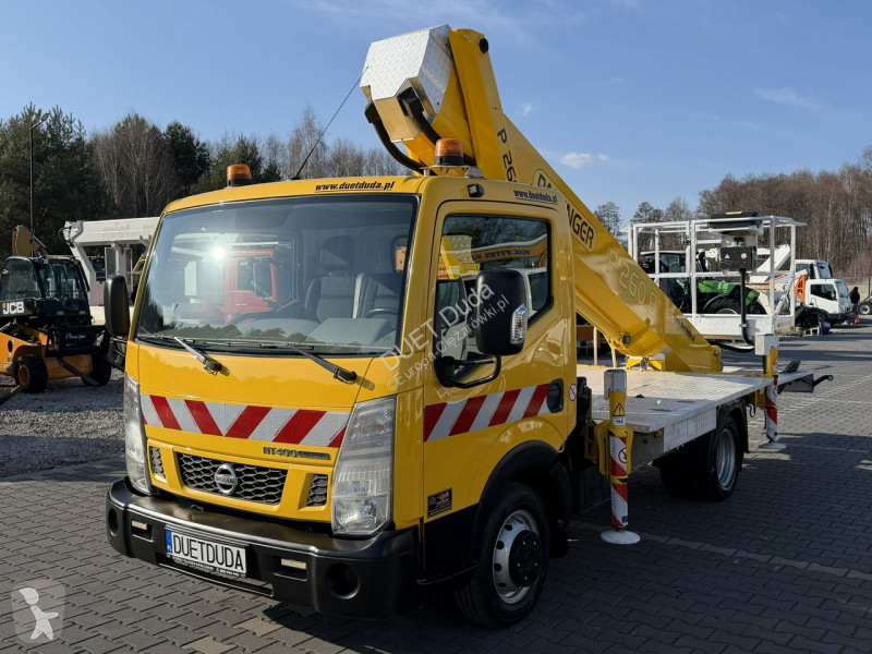 شاحنة Nissan Zwyżka Podnośnik Koszowy PALFINGER...