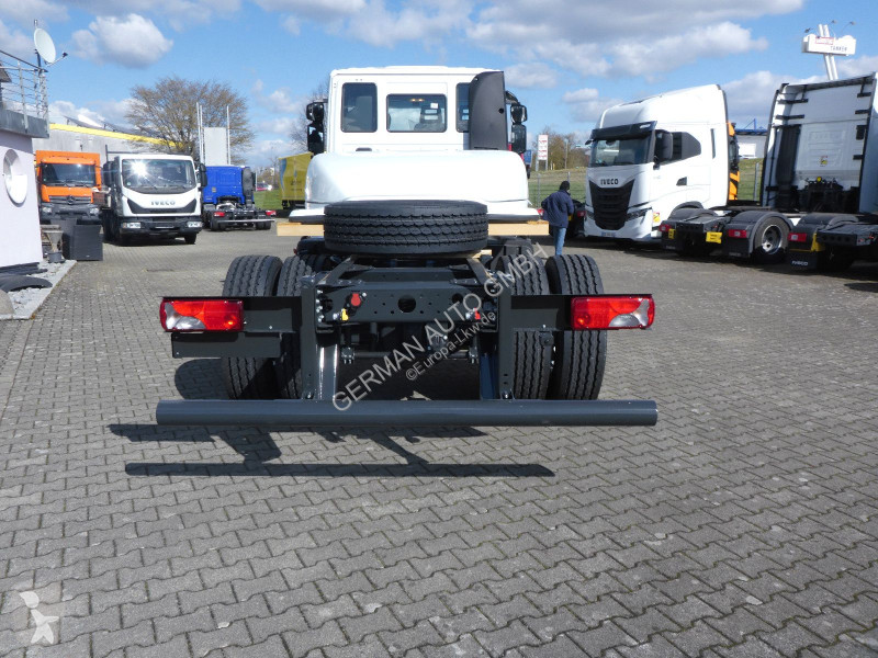 شاحنة Iveco 180E32K Radstand.3.690mm MY 26