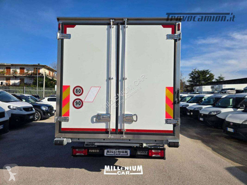 Furgoneta Iveco 50-14 NP CELLA 7 PEDANE FRC
