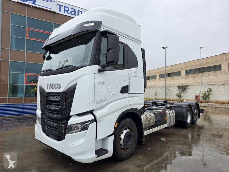 شاحنة Iveco