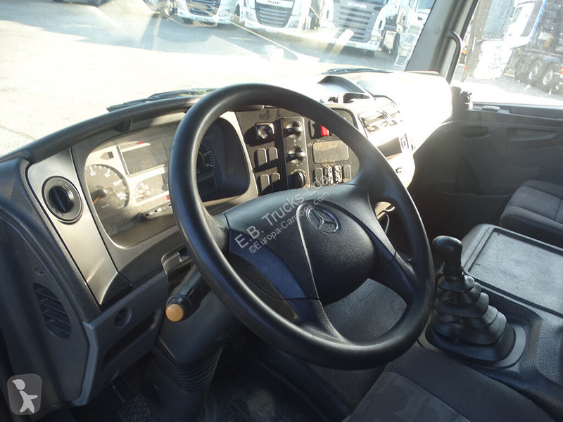 شاحنة Mercedes ATEGO