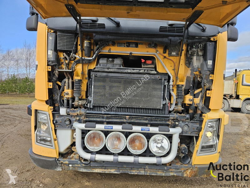 شاحنة Volvo 480