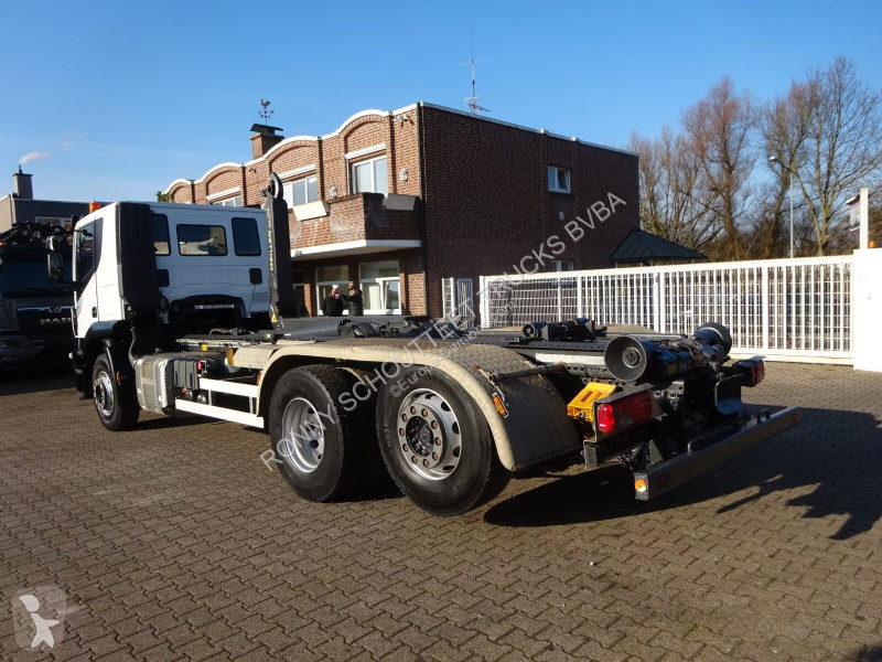Kamion  AT260S40 6x2 AT260S40 6x2, Lenk-/Liftachse