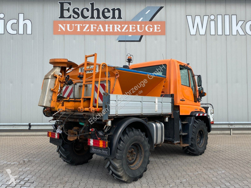 شاحنة Unimog 405/10 4x4...