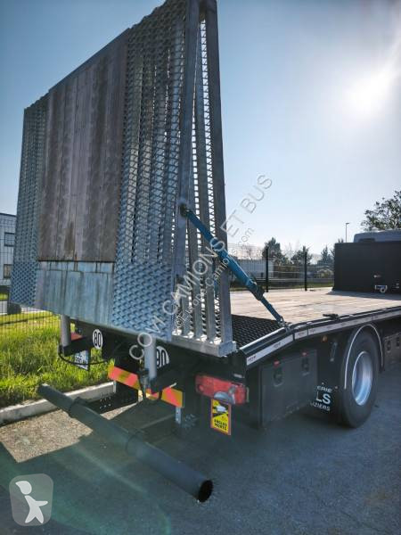 شاحنة Iveco