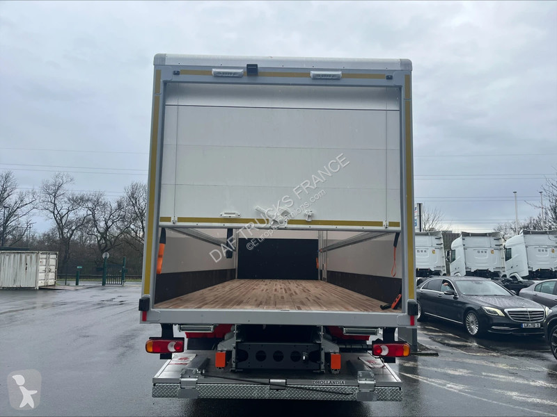 Camión DAF XB 290  4X2