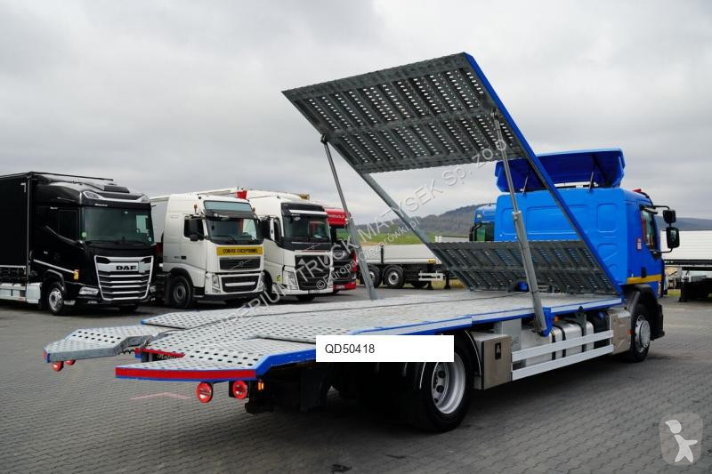 شاحنة Renault D WIDE 380 DE11 / 4X2 / LAWETA 8...
