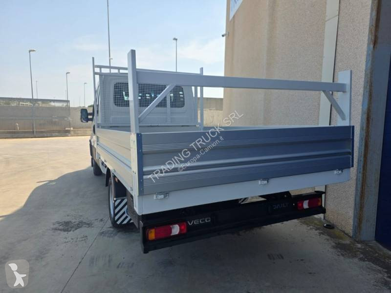 شاحنة Iveco