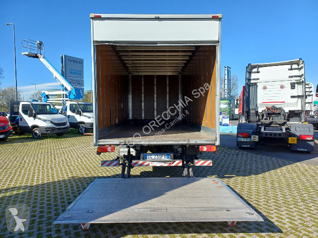 Camión Iveco EUROCARGO ML100E22/P