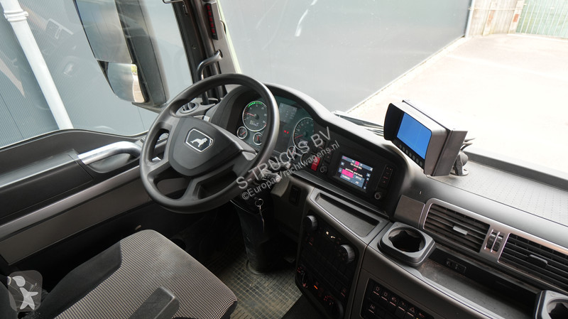 شاحنة MAN 49.500 10X8 Tipper 219.400km