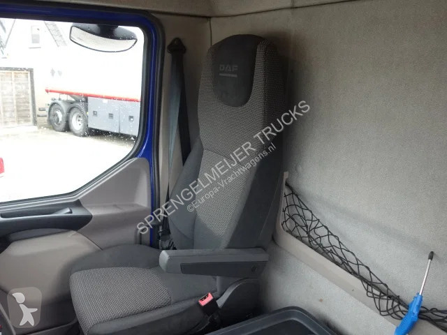 شاحنة DAF 210 oprijlaadbak,airco