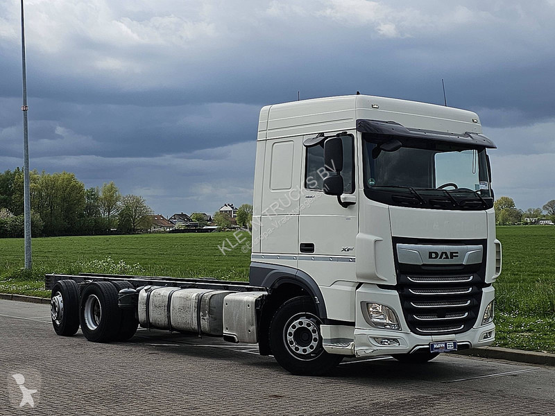 شاحنة DAF 480 6x2*4