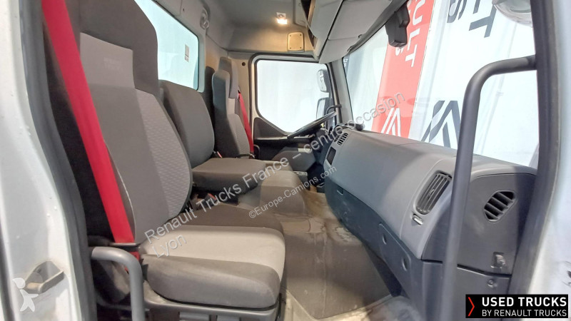 شاحنة Renault D Wide