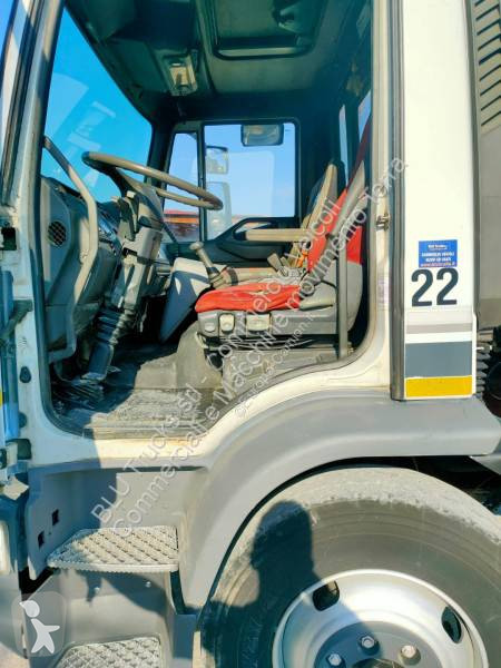 Teherautó Iveco