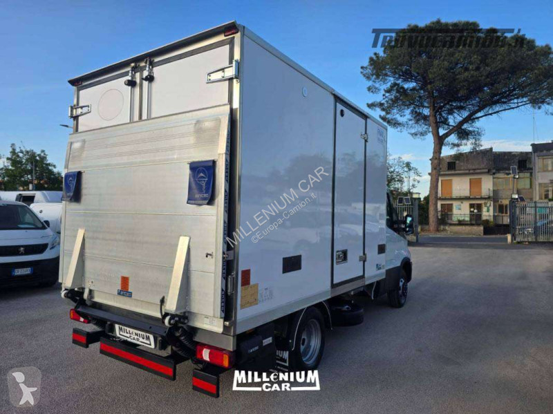 Furgoneta Iveco 35-16 (2022)CELLA 3,40 ATP SPONDA