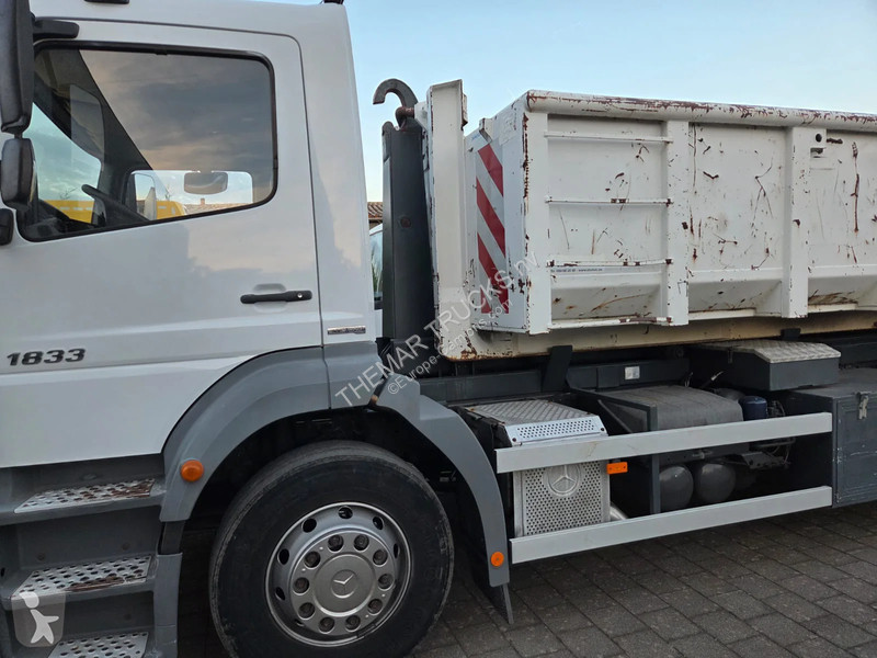 Camion Mercedes 1833 Hooklift system + hydr.lock