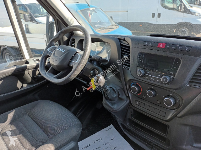Veicolo commerciale Iveco Daily 35C14