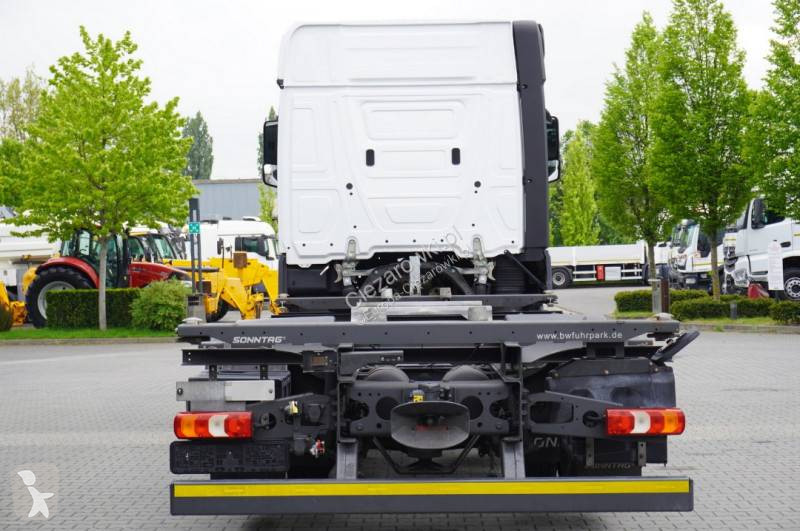 Mercedes  truck