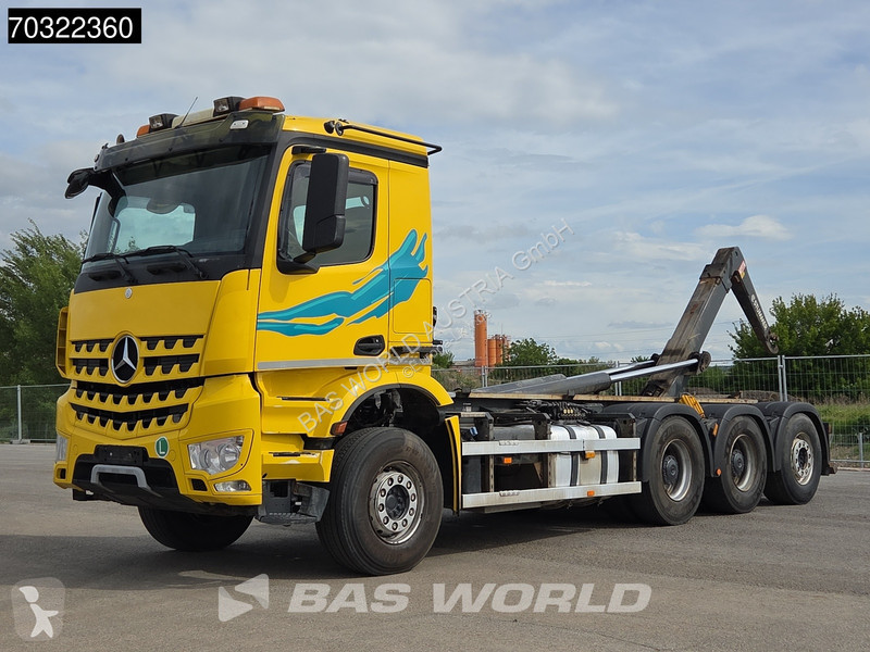 Camion Mercedes 3248 8X4 25tons containersystem...
