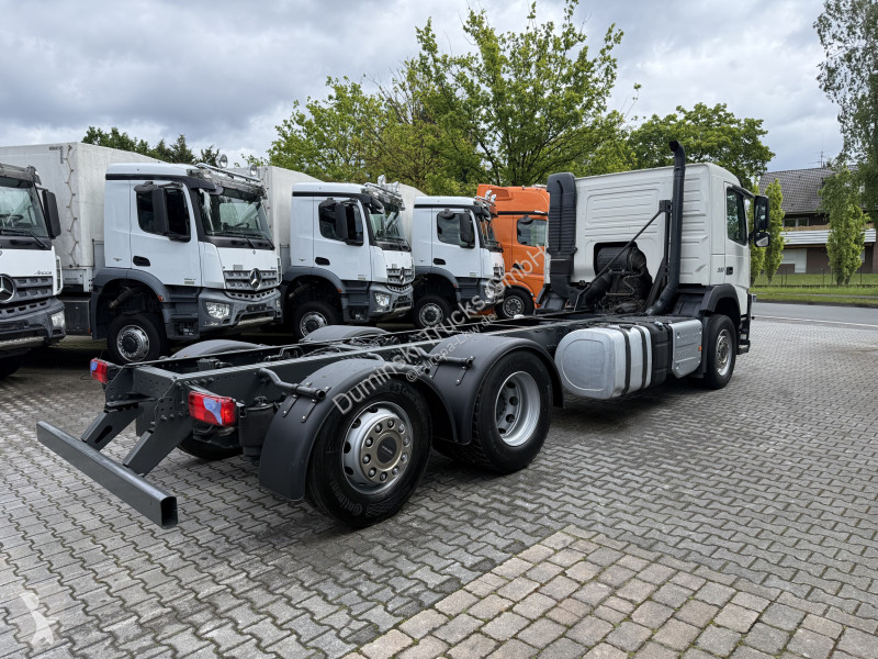 شاحنة Volvo FM 330 6X2*4