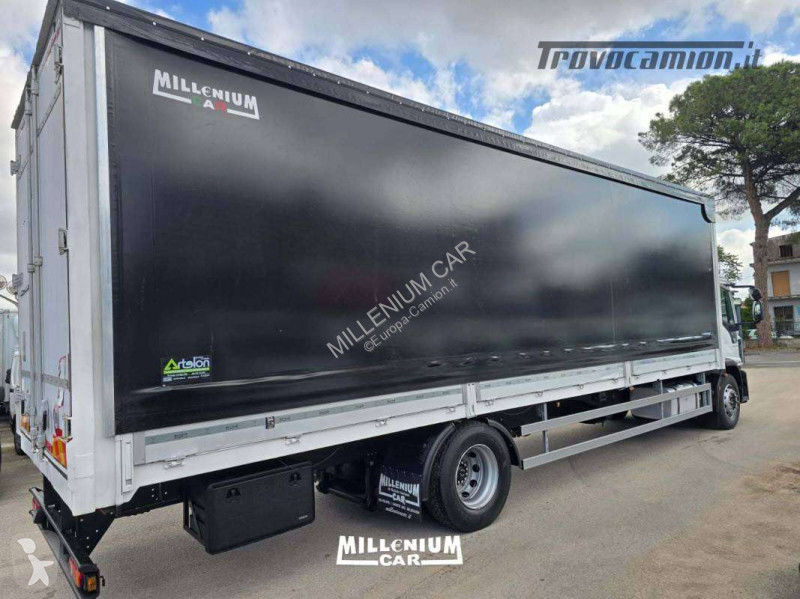 شاحنة Iveco 180E28 CENTINATO 9,60 (2017)