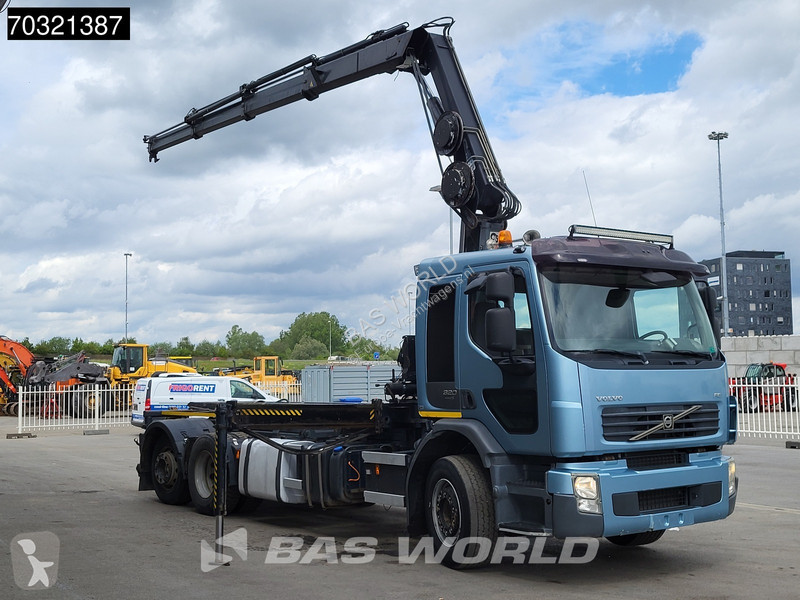 شاحنة Volvo 320 4X2 HIAB 144 E-3 HIDUO Crane...