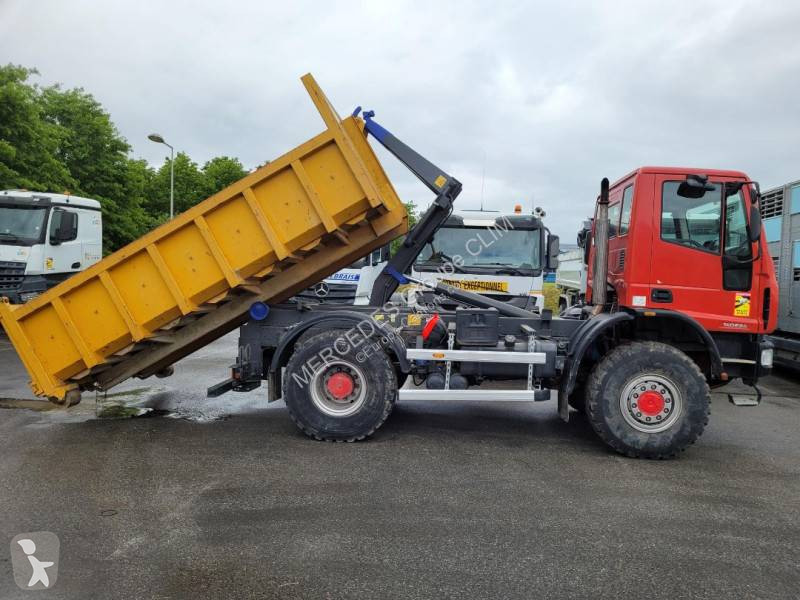 شاحنة Iveco