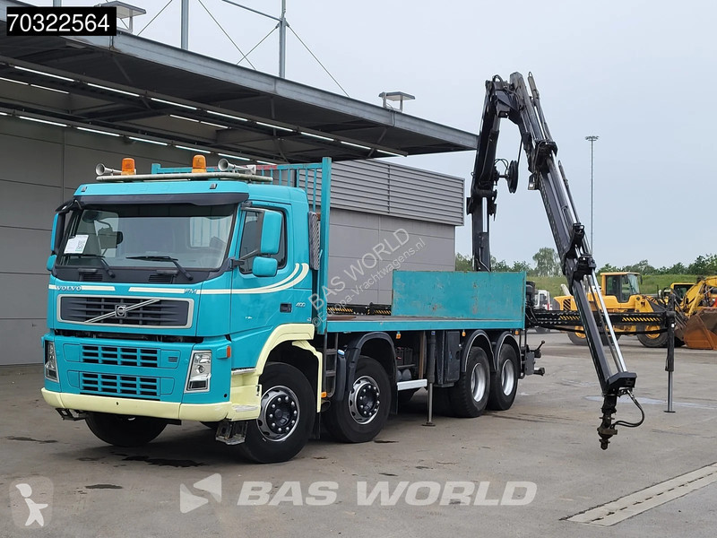 شاحنة Volvo 400 8X4 HIAB 211 EP-5 HIDUO Kran...