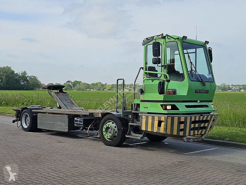 معدات أخرى Terberg BC182