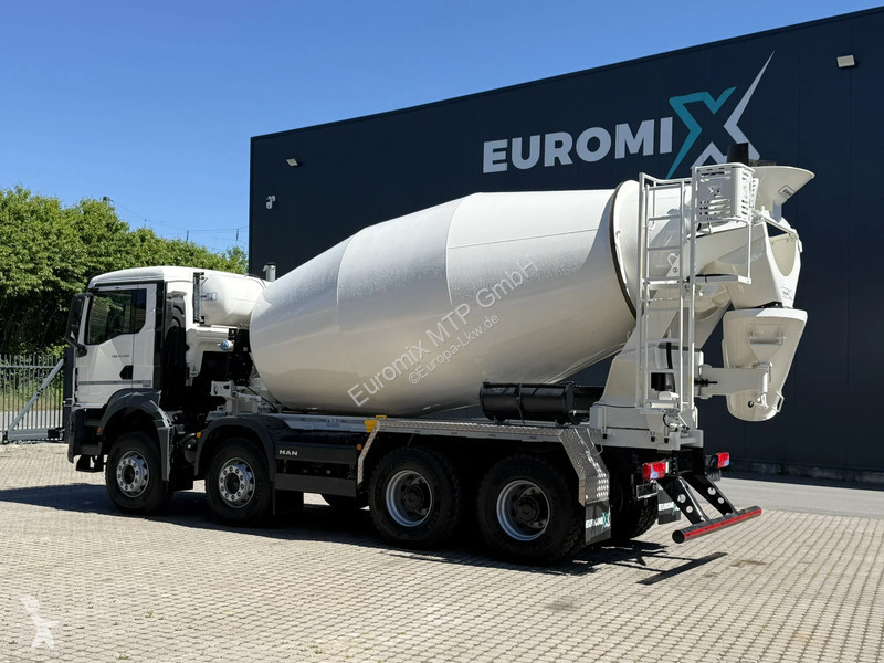Camión MAN TGS 41400 MAN TGS 41.400 8x4 Euro 2...