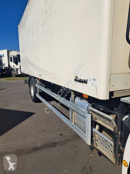 شاحنة Iveco
