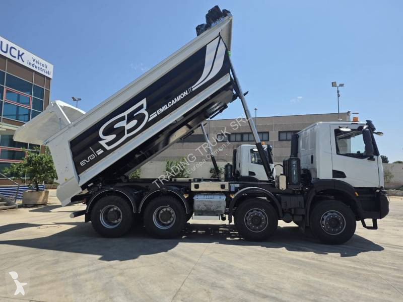 شاحنة Iveco