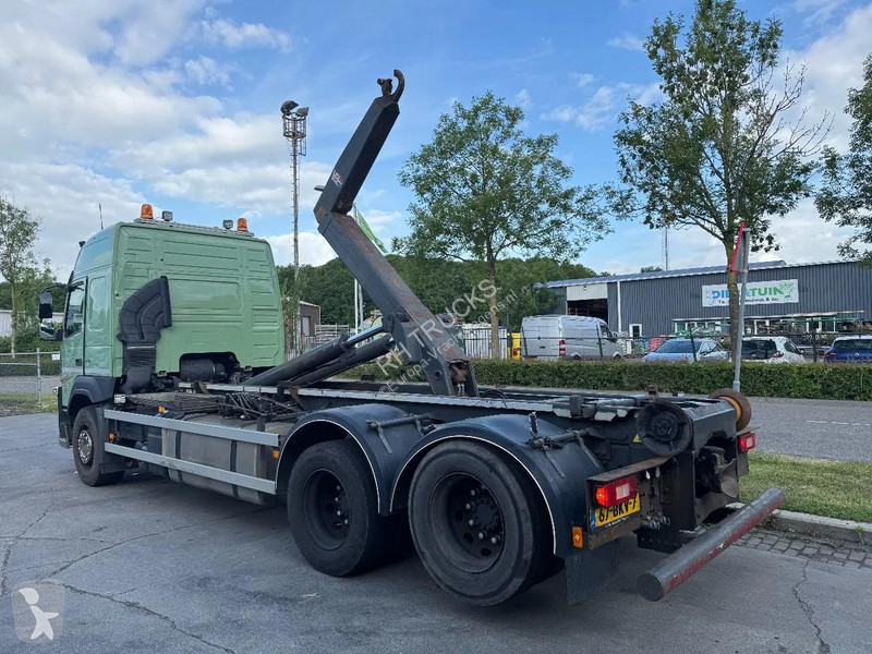 Camion Volvo 6X2 EURO 6 VDL 21T HOOK