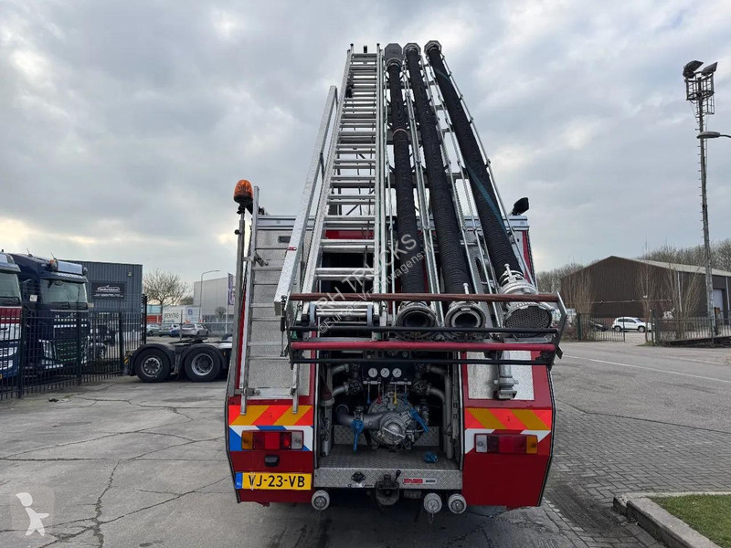 شاحنة Mercedes - FULL EQUIPMENT INCLUDED FIRE...