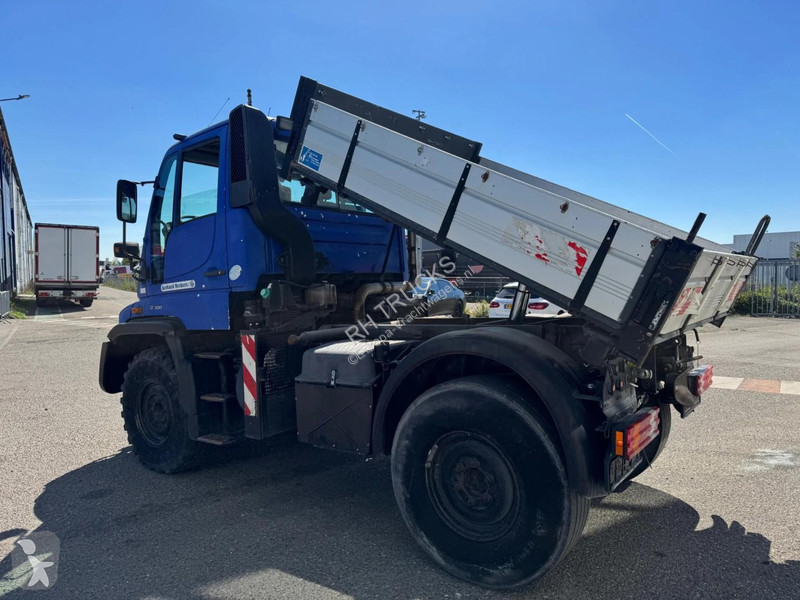 Camion Unimog 405/10 4X4  KIPPER